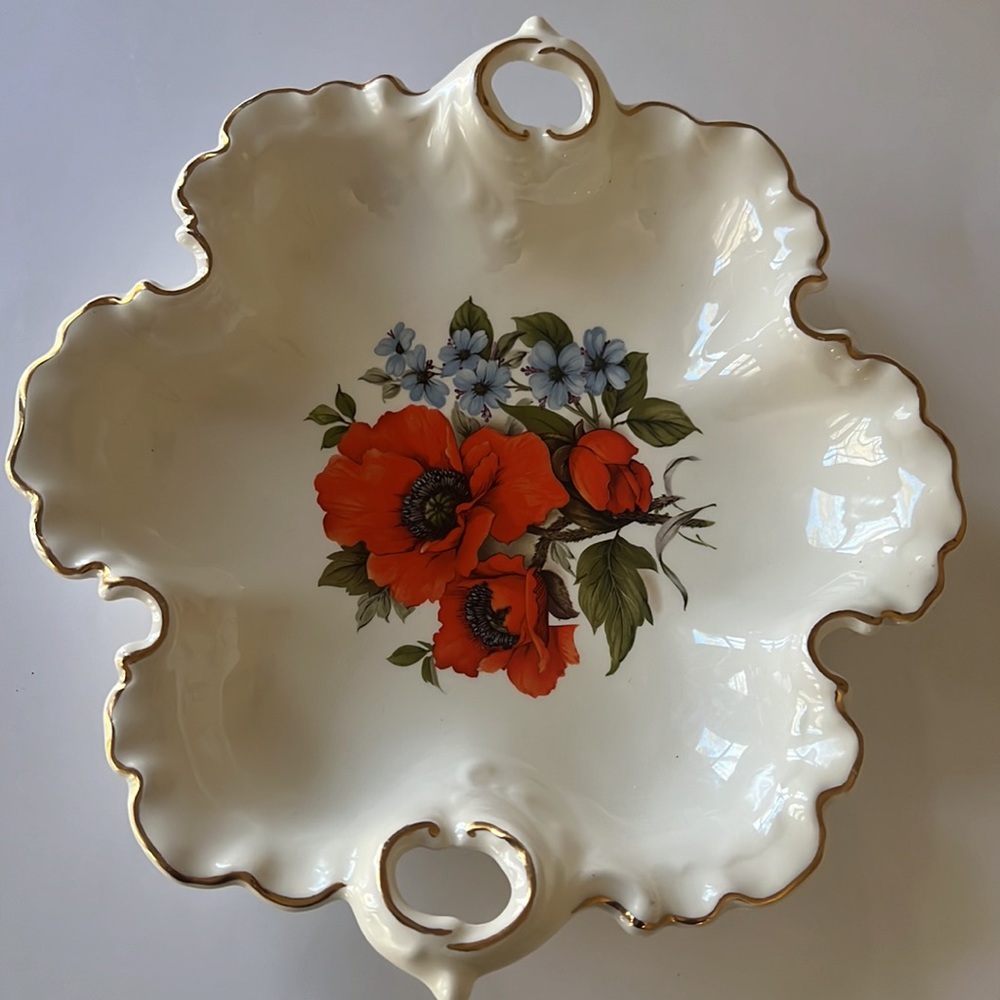 Ceramic White, Gold Accent, Poppy Floral Fruit Bowl - Picture 9 of 9